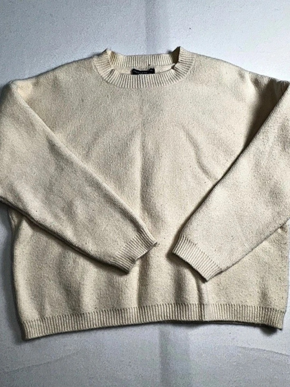 Chelsea & Theodore Crewneck in Cream Size Medium